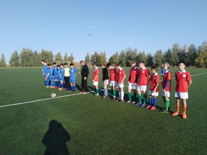 Юные футболисты Камского Устья два раза подряд стали победителями зональных соревнований