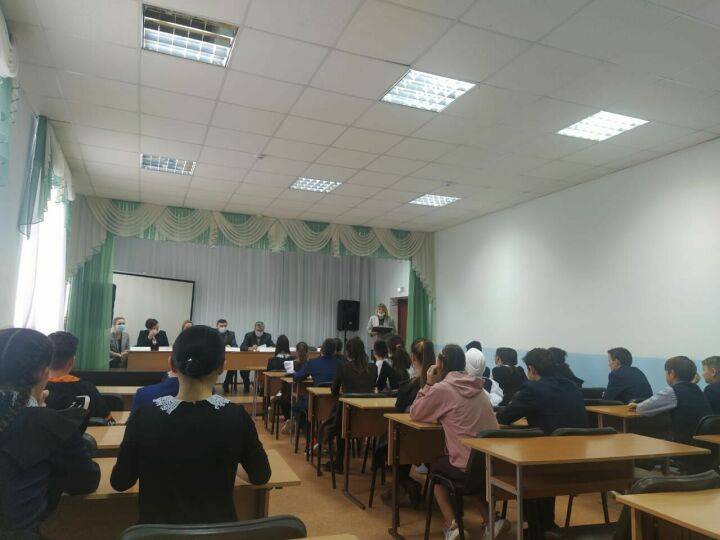 Сегодня в Камском Устье прошёл семинар, посвящённый Всероссийскому Дню правовой помощи детям