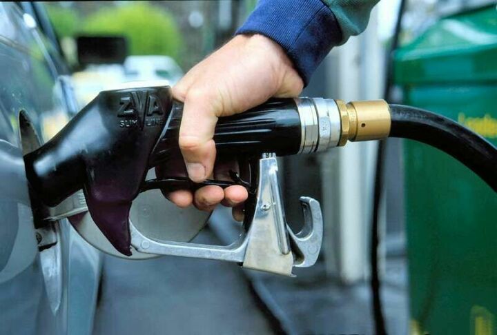 Бензин АИ-98 и дизельное топливо стали дороже