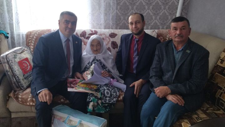 Две долгожительницы нашего района отметили свой юбилей в октябре