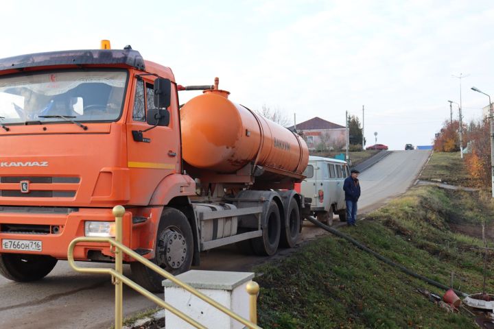 Почему из кранов камскоустьинцев течет загрязненная вода