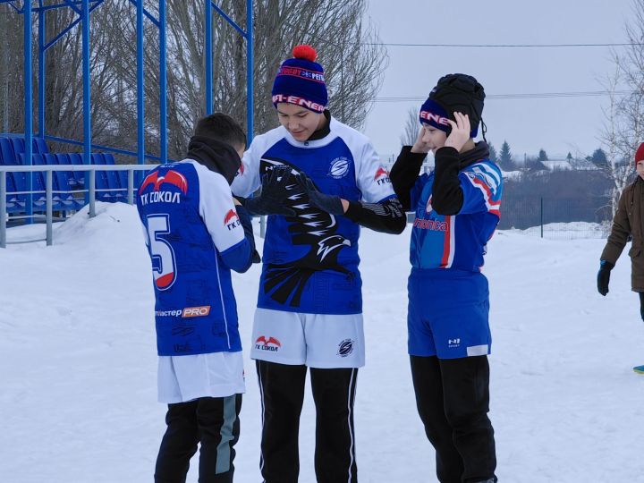 «Снежный регби» в Камском Устье