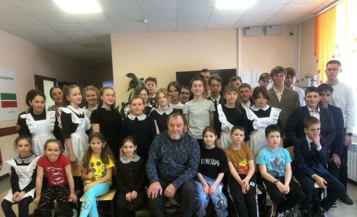 Геолог посетил Рудницкую школу