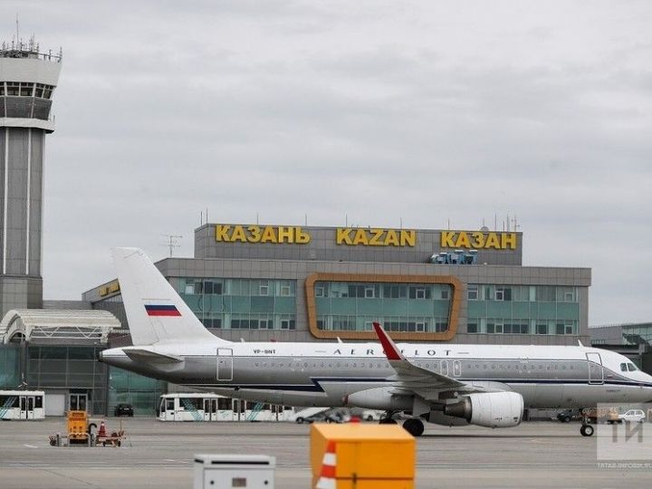 В Казани сели летевшие в Москву самолеты