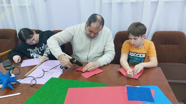 Предпраздничный мастер-класс в Кирельском клубе