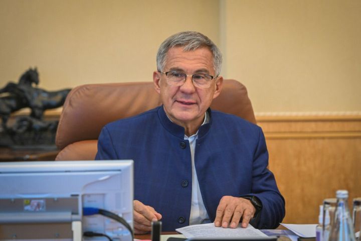 Раис РТ поздравил жителей республики с 23 Февраля