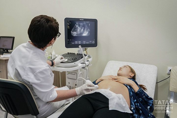 Социальный фонд принимает заявления от студенток на пособие по беременности и родам