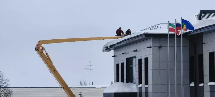 Пример для всех показала администрация Камского Устья