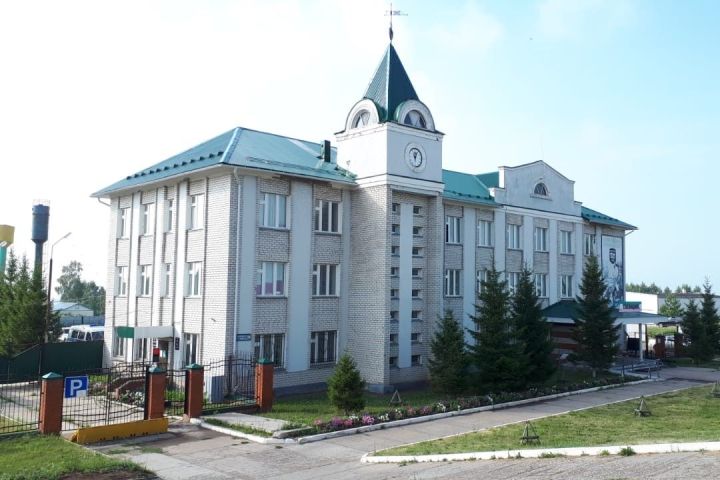 Совет ветеранов Камско-Устьинского РОВД поздравляет с праздником