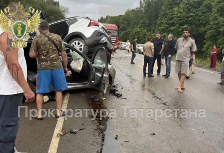 Сегодня в ДТП погибли трое жителей Камско-Устьинского района