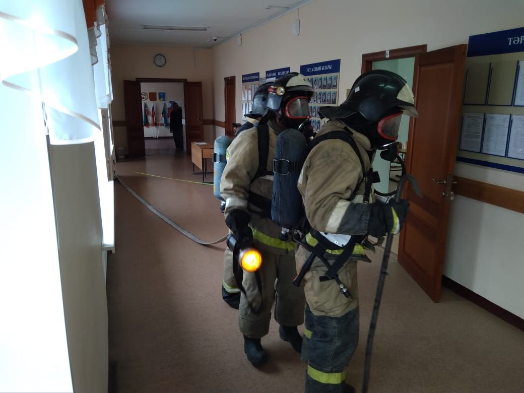 123 человека было эвакуировано в Камско-Устьинской татарской школе