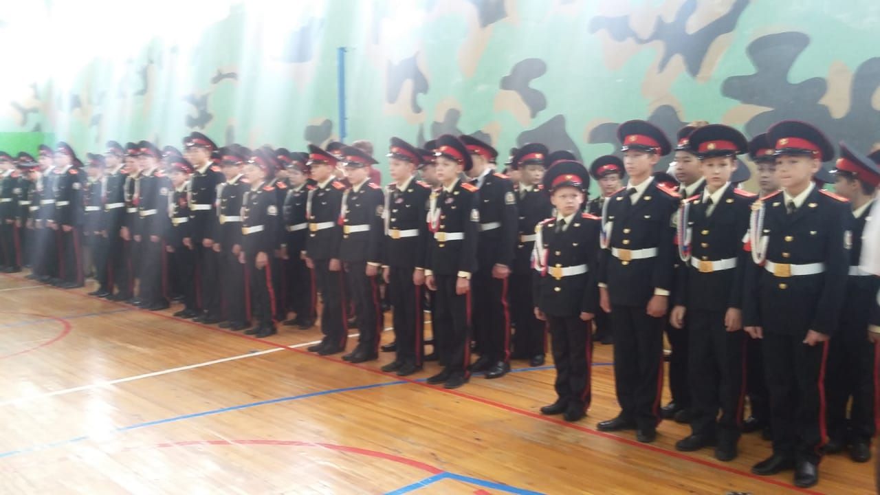 Прямо сейчас в Кадетской школе Камско-Устьинского района  кадеты принимают присягу