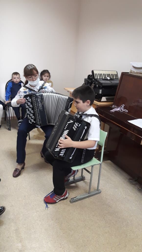 «Посвящение в музыканты» прошло для юных учеников в Затонской детской музыкальной школе