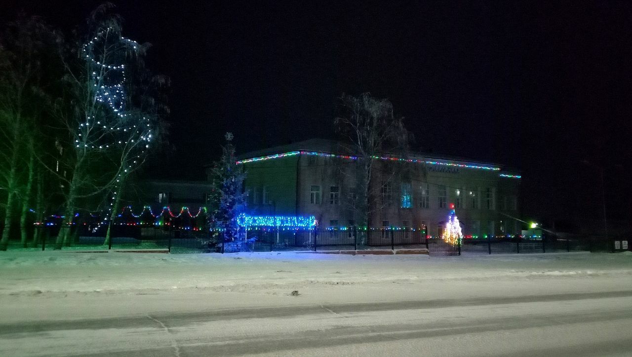 Новогодний дух окутывает Камское Устье