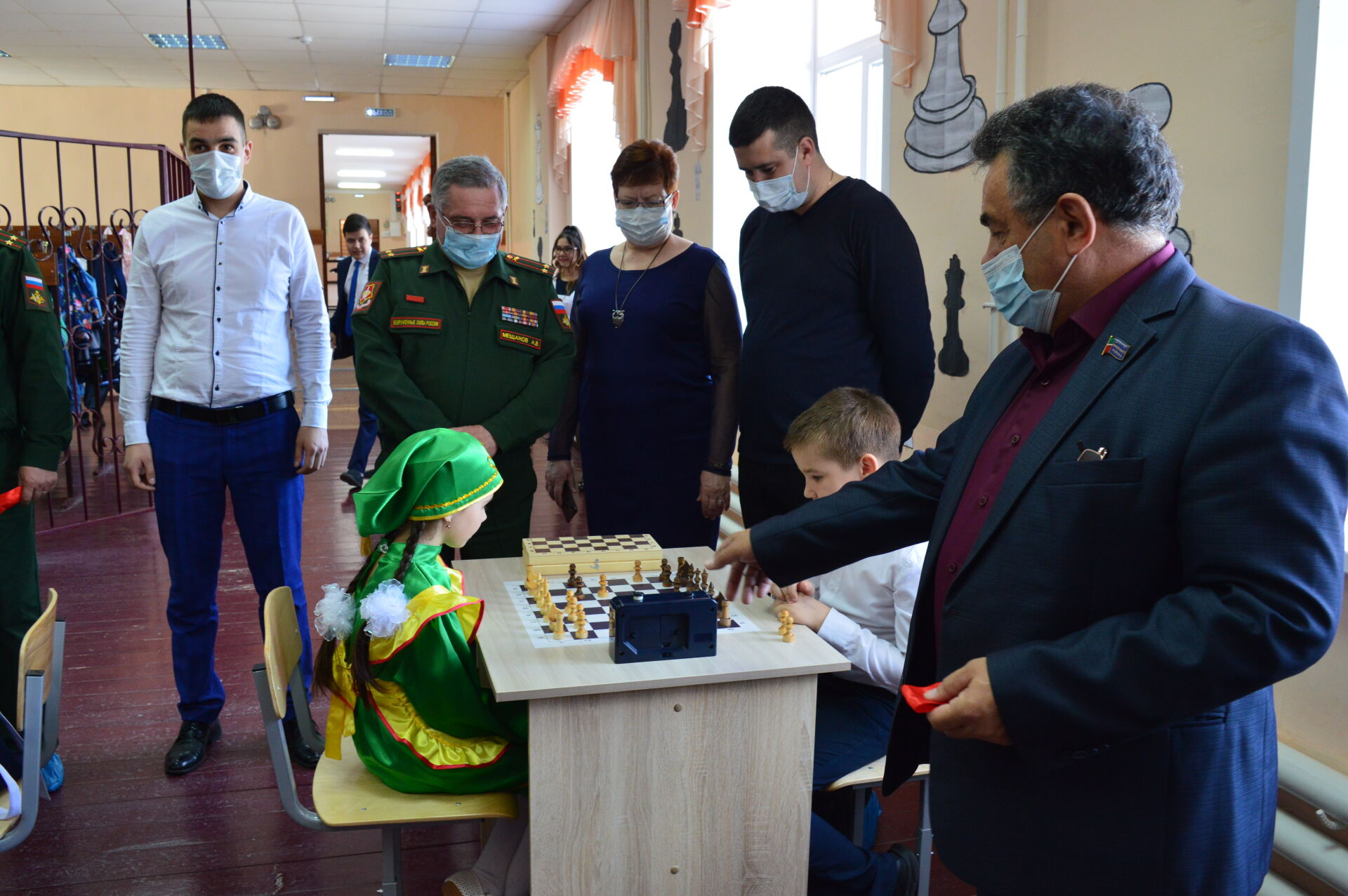 Торжественное открытие шахматной зоны состоялось в Татарской школе