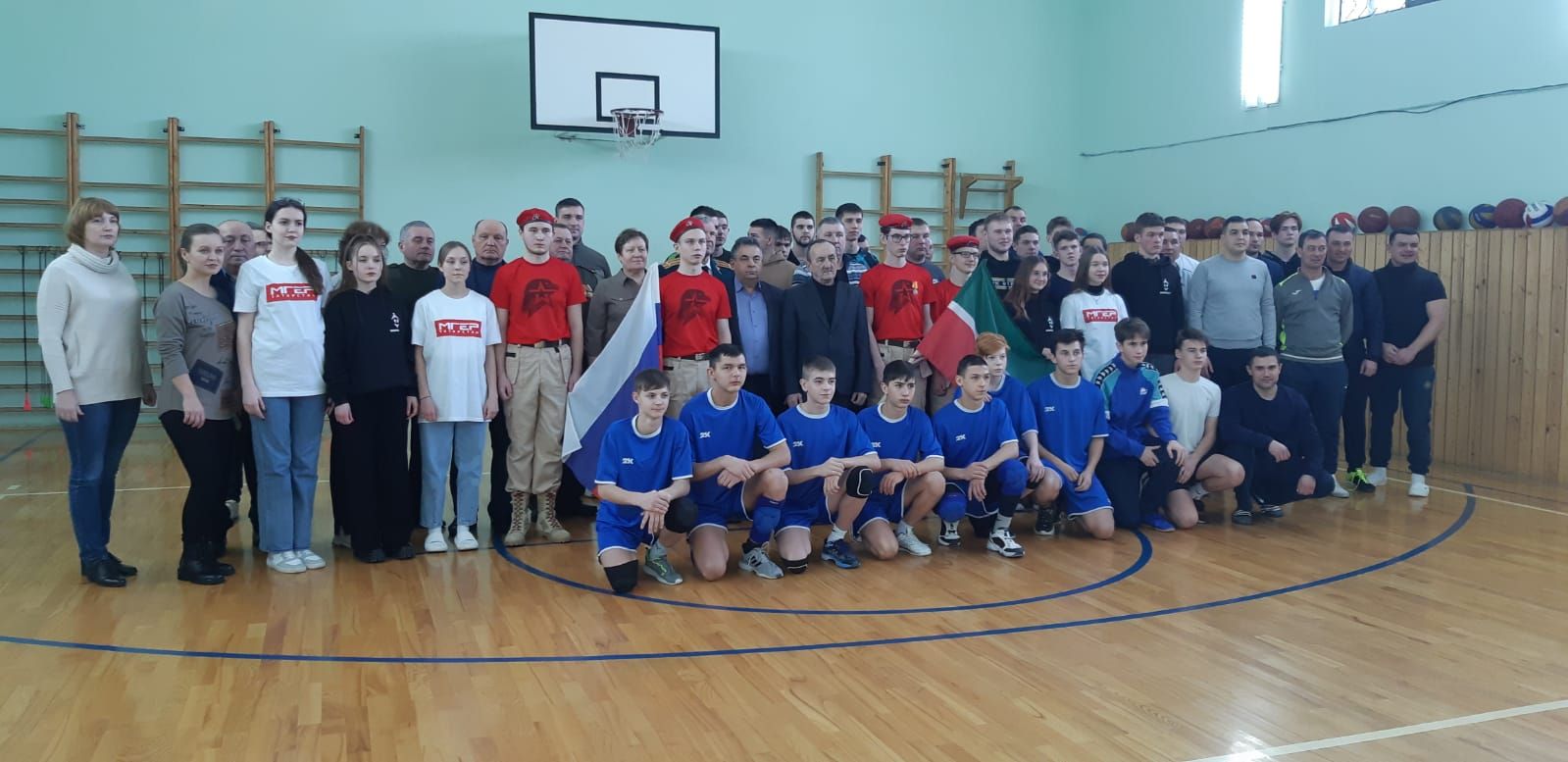 Волейбольный турнир в честь военнослужащих прошел в Камском Устье