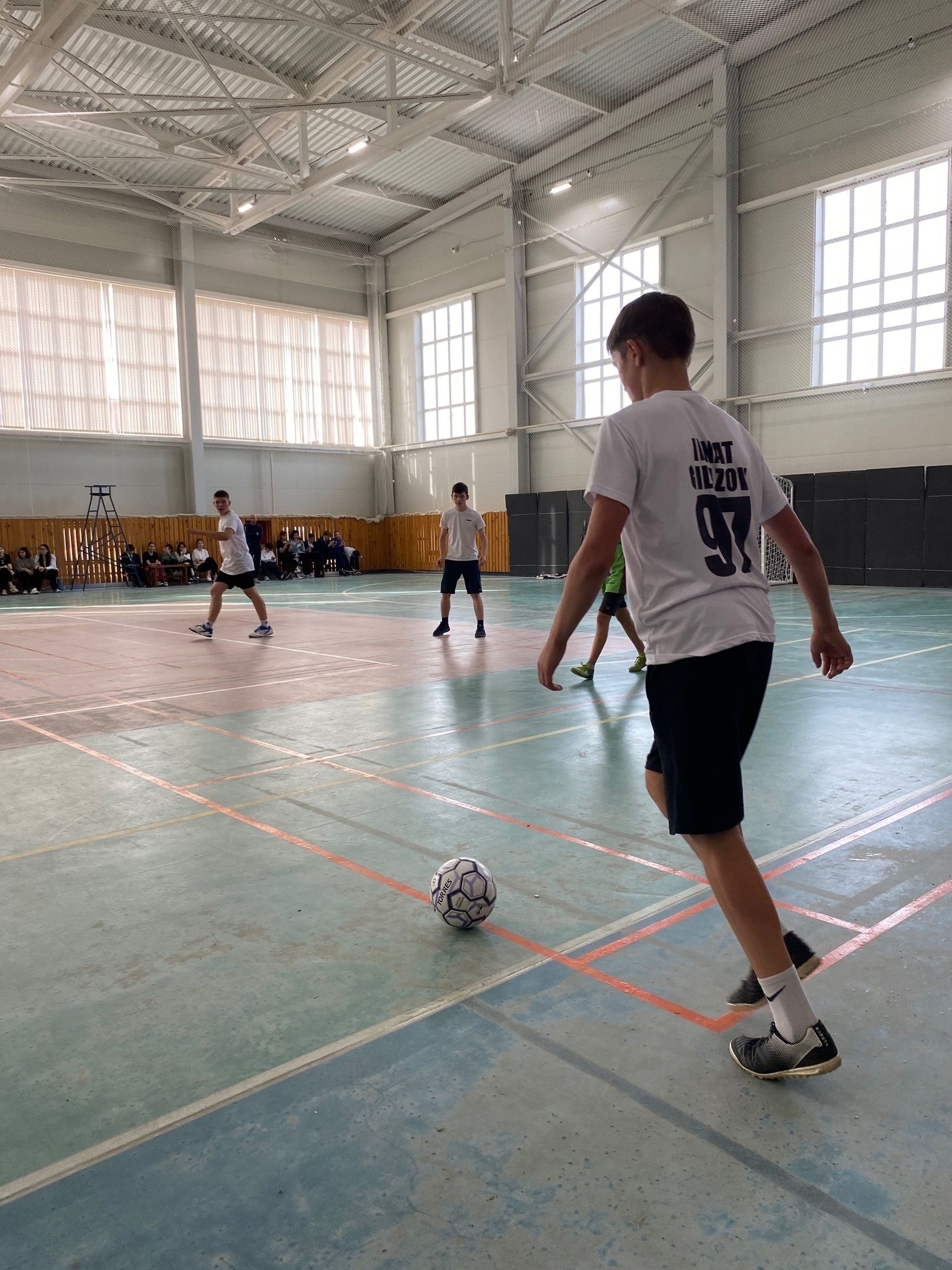 В Акчарлаке прошел турнир по футболу на призы пограничников района
