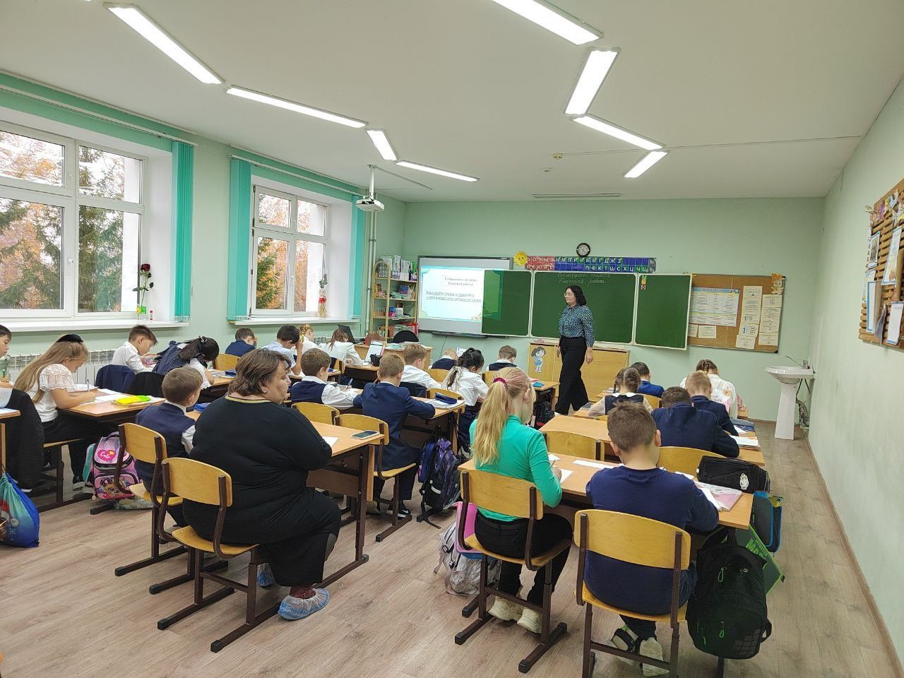Учителя Камского Устья делились опытом с коллегами из других школ района