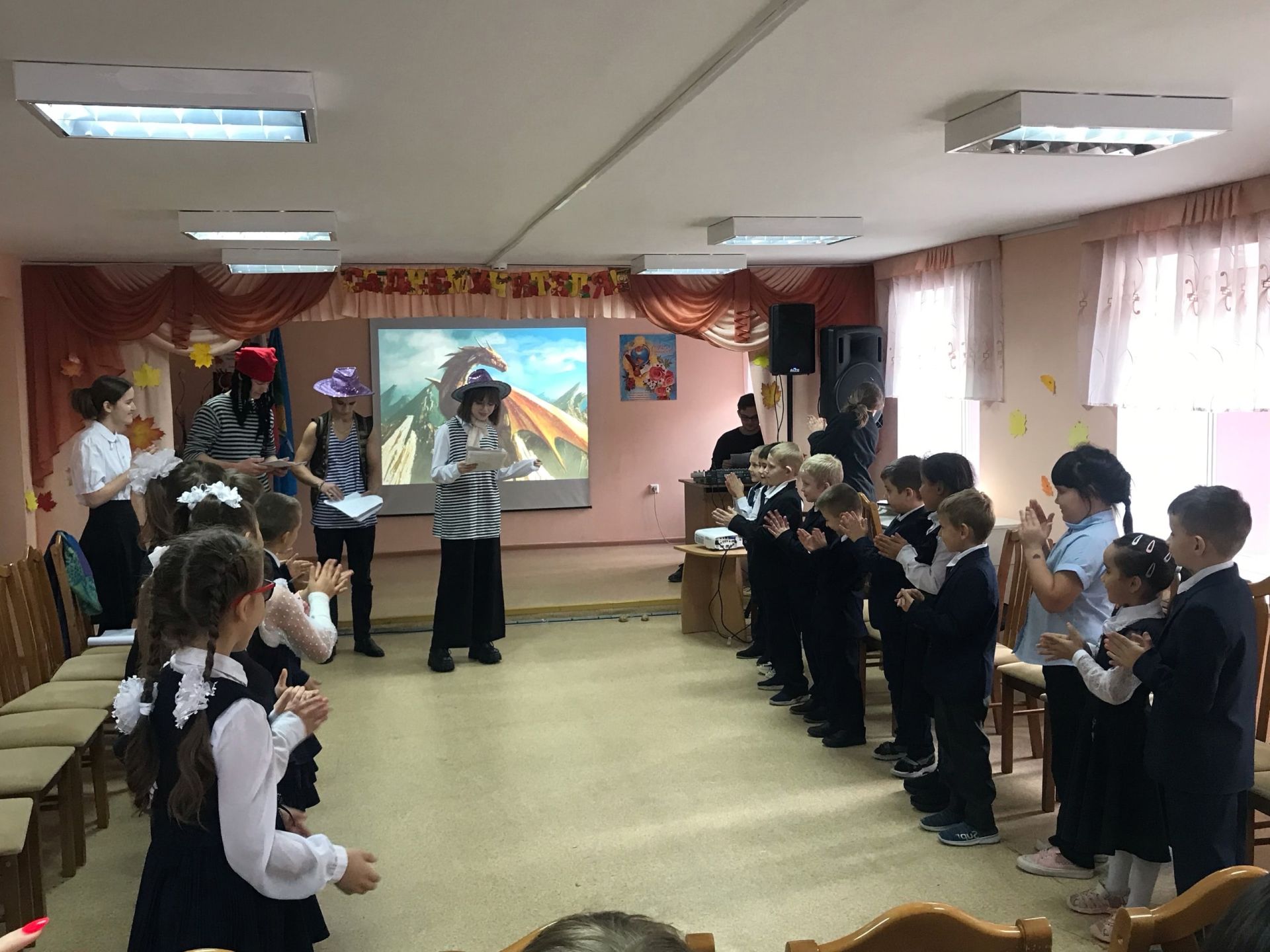 В Затонской школе прошло посвящение в первоклассники