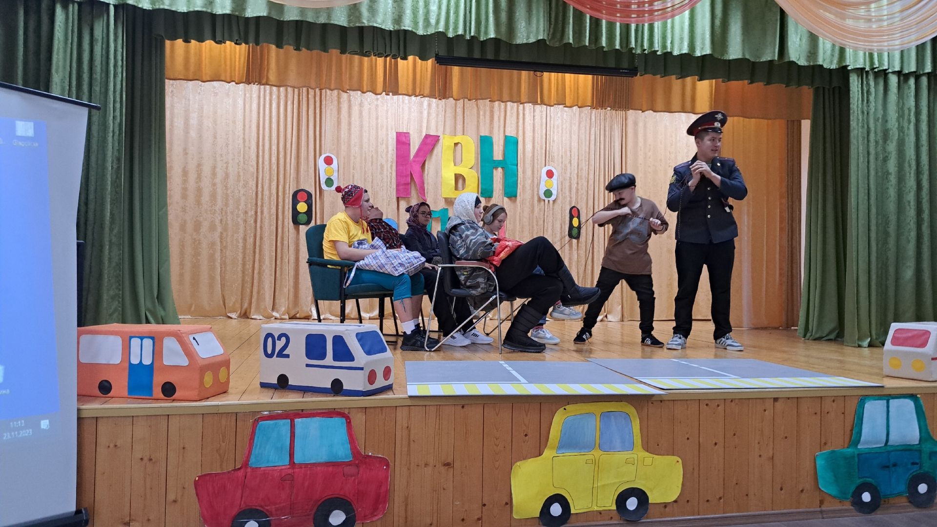 Школьники приняли участие в КВН