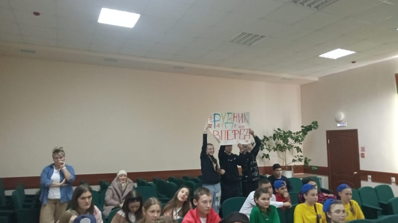 Школьники приняли участие в КВН
