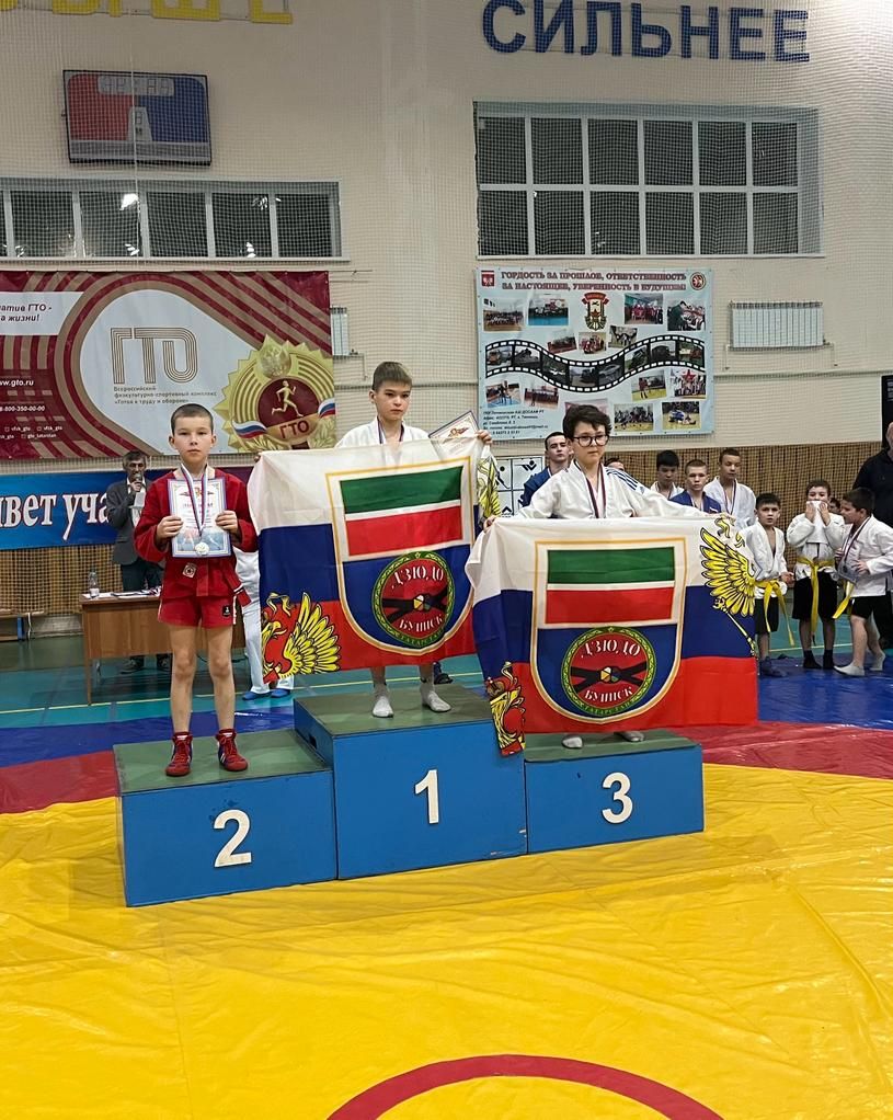 Команда из Камского Устья завоевала серебро