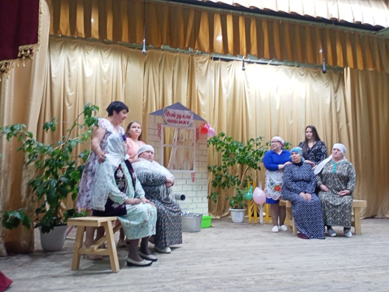 Свекрови с невестками приехали в Камское Устье