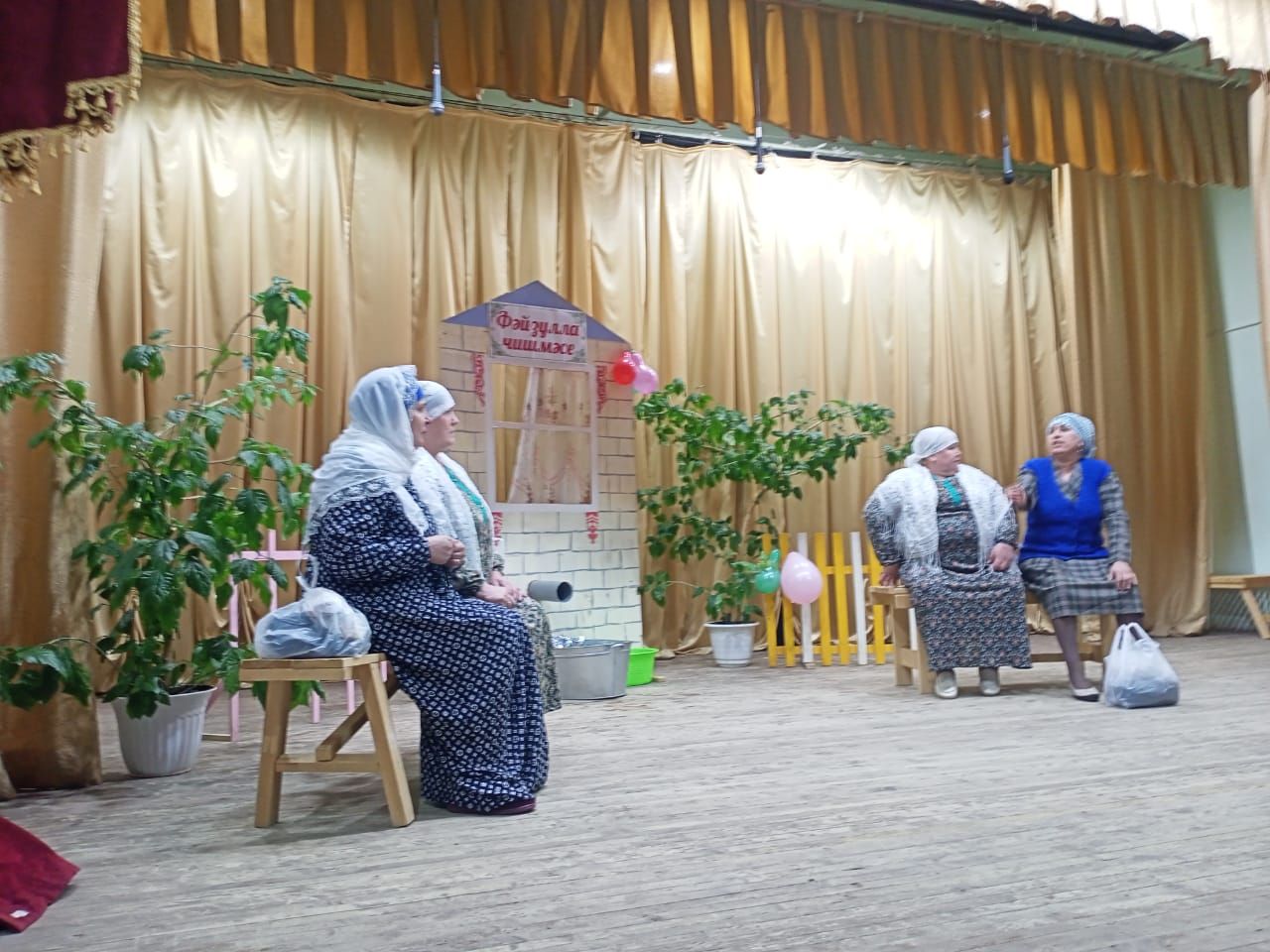 Свекрови с невестками приехали в Камское Устье