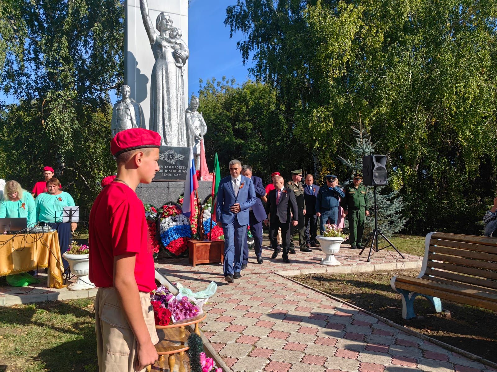 Герои России открыли мемориальные доски