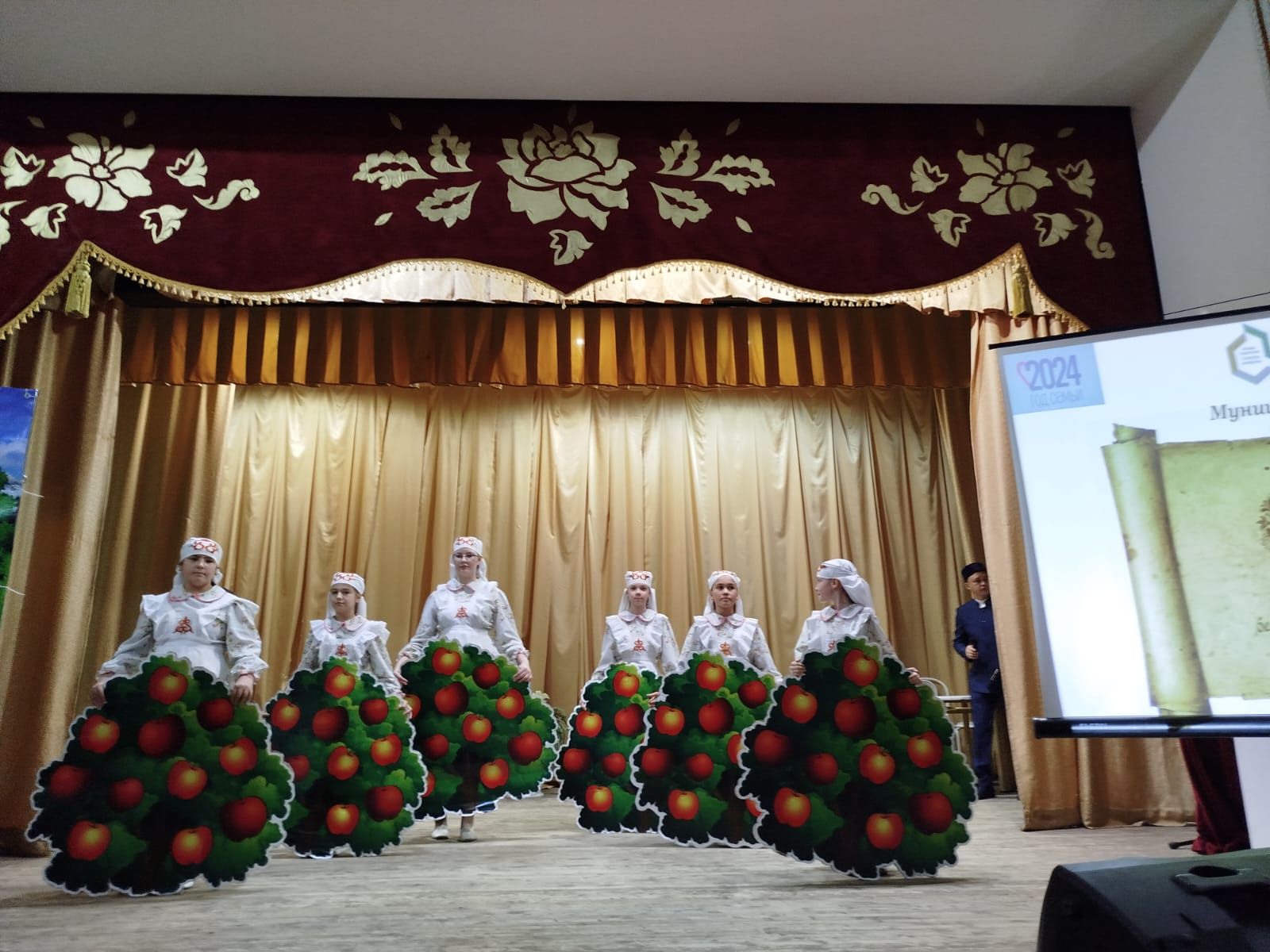 Крепкая семья - залог стабильности и процветания