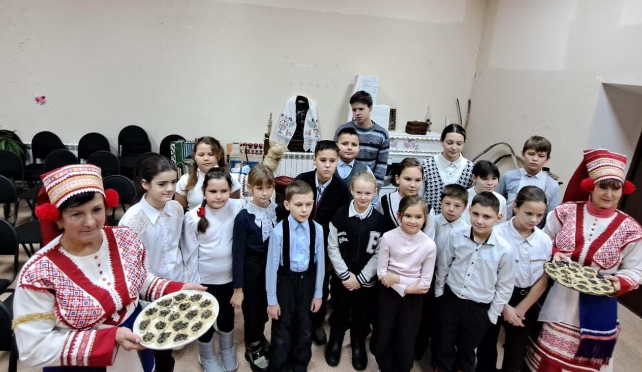 Пушкинская карта знакомит с соседями