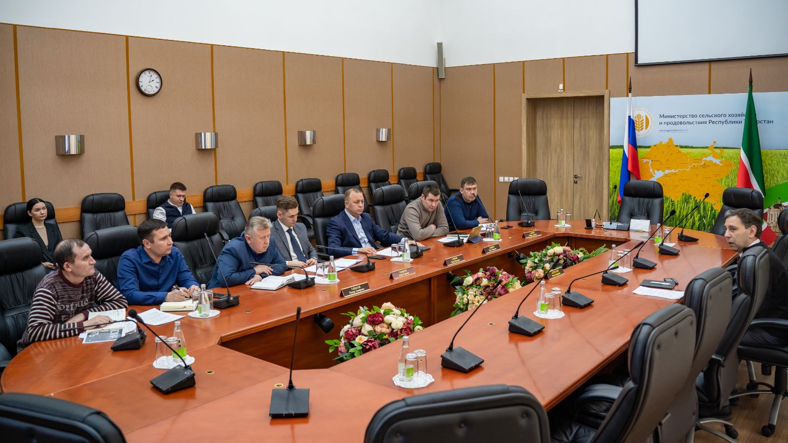 В Минсельхозе обсудили технологию глубокой переработки соломы