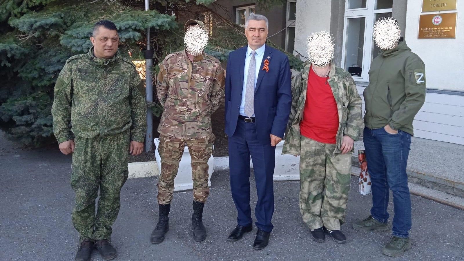 Глава Камско-Устьинского района встретился с участниками СВО