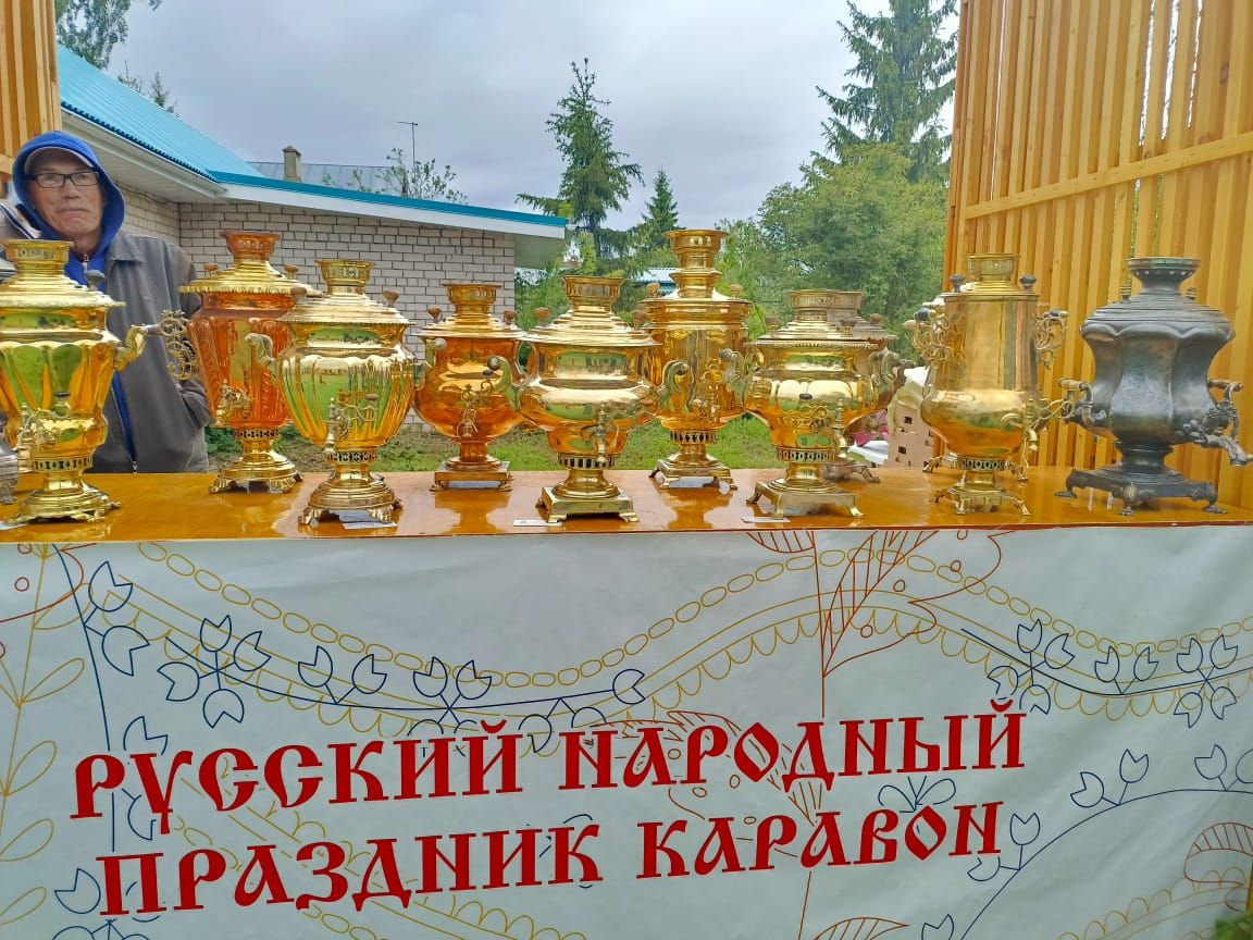 В селе Никольском развернулся Каравон
