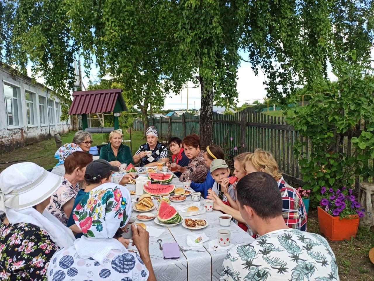 В Малых Кармалах отметили День арбуза