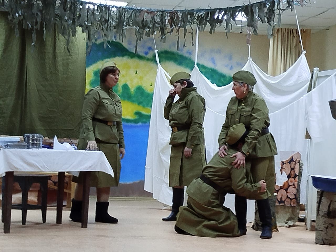 Большие Кармалы: памяти защитников Отечества посвящается