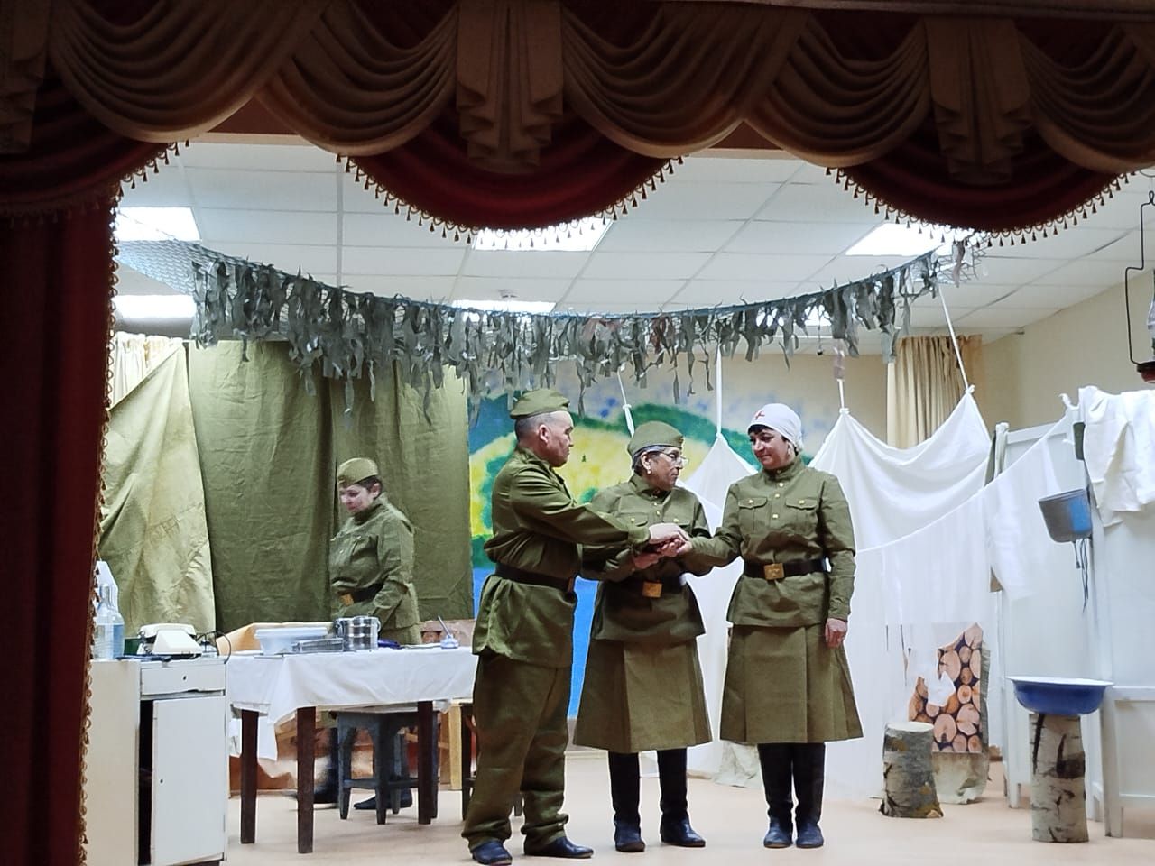 Большие Кармалы: памяти защитников Отечества посвящается