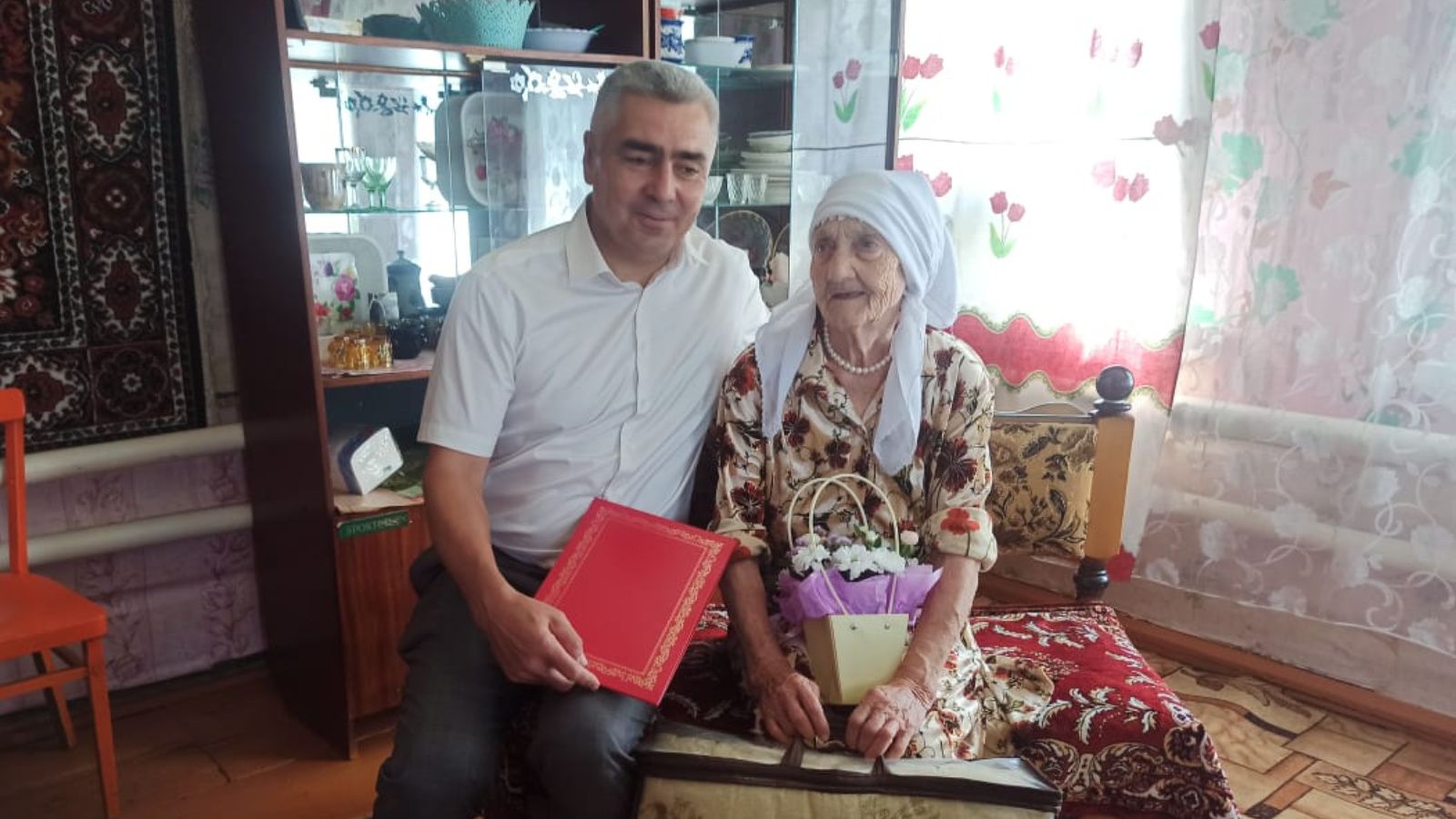 90-летний юбилей отметила жительница деревни Малые Кармалы