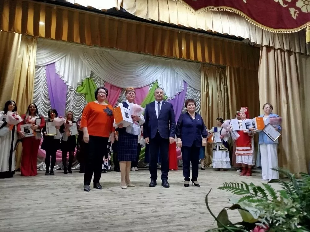 Женщина года. Мужчина года: женский взгляд