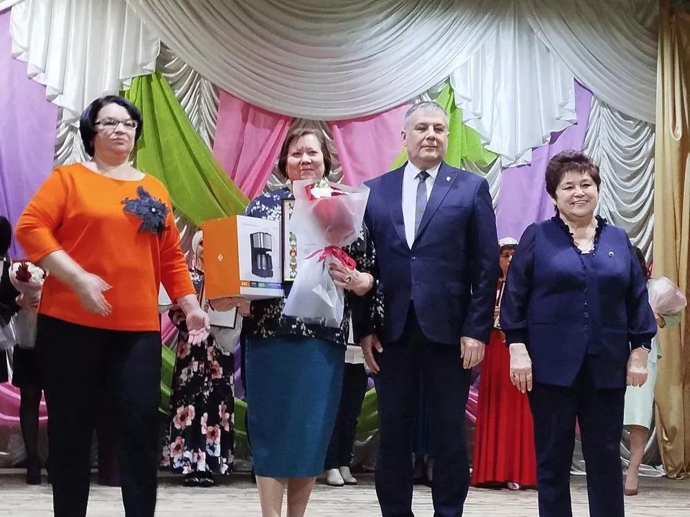 Женщина года. Мужчина года: женский взгляд