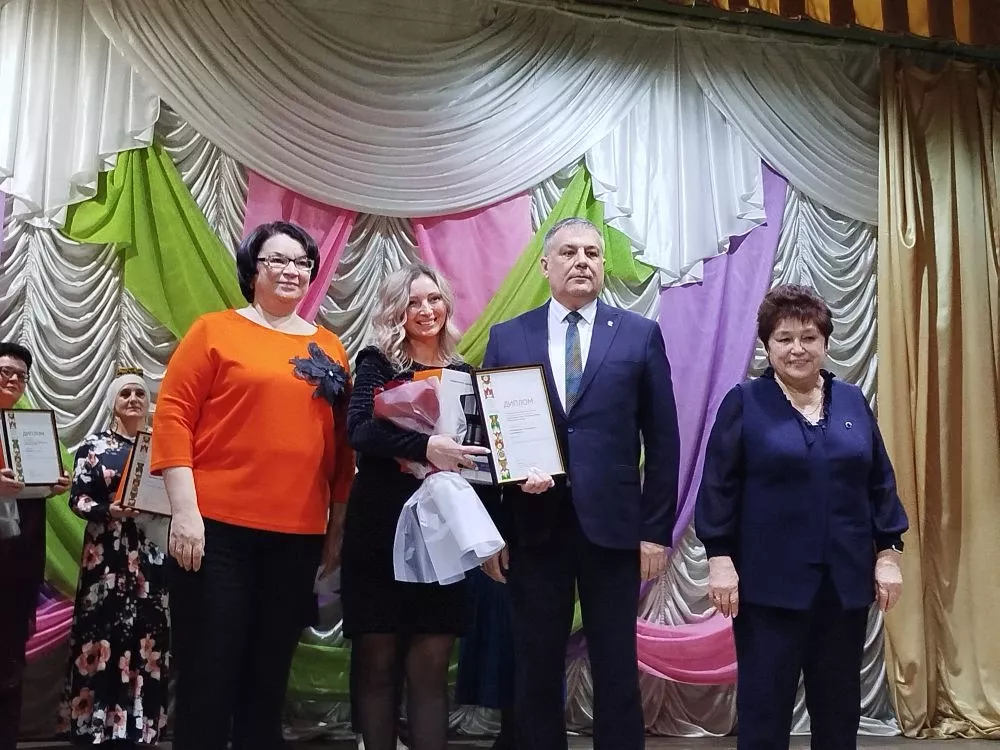 Женщина года. Мужчина года: женский взгляд