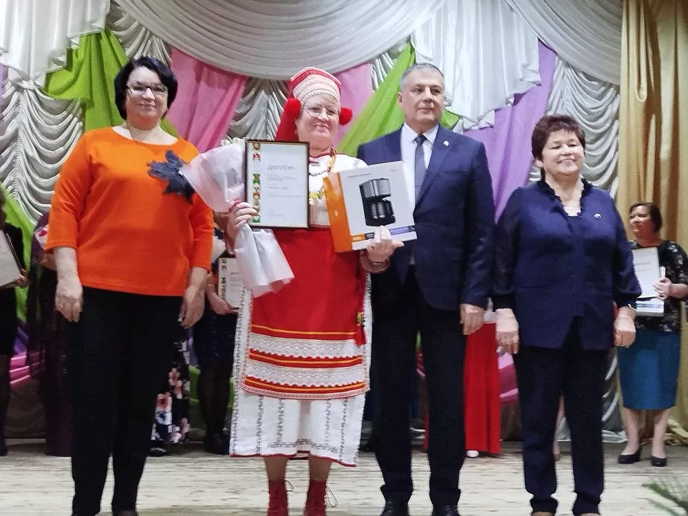 Женщина года. Мужчина года: женский взгляд