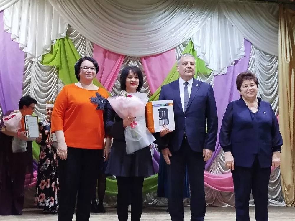 Женщина года. Мужчина года: женский взгляд