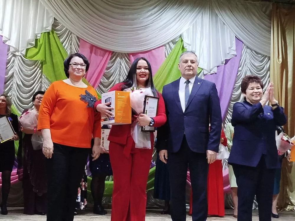 Женщина года. Мужчина года: женский взгляд