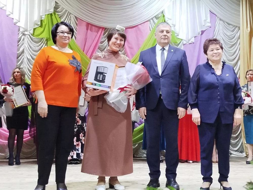 Женщина года. Мужчина года: женский взгляд