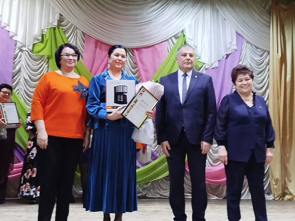Женщина года. Мужчина года: женский взгляд