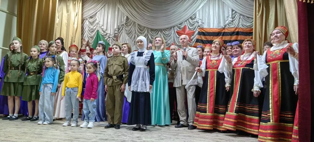 «Мы единое целое» - в Камском Устье открыли Год народного единства