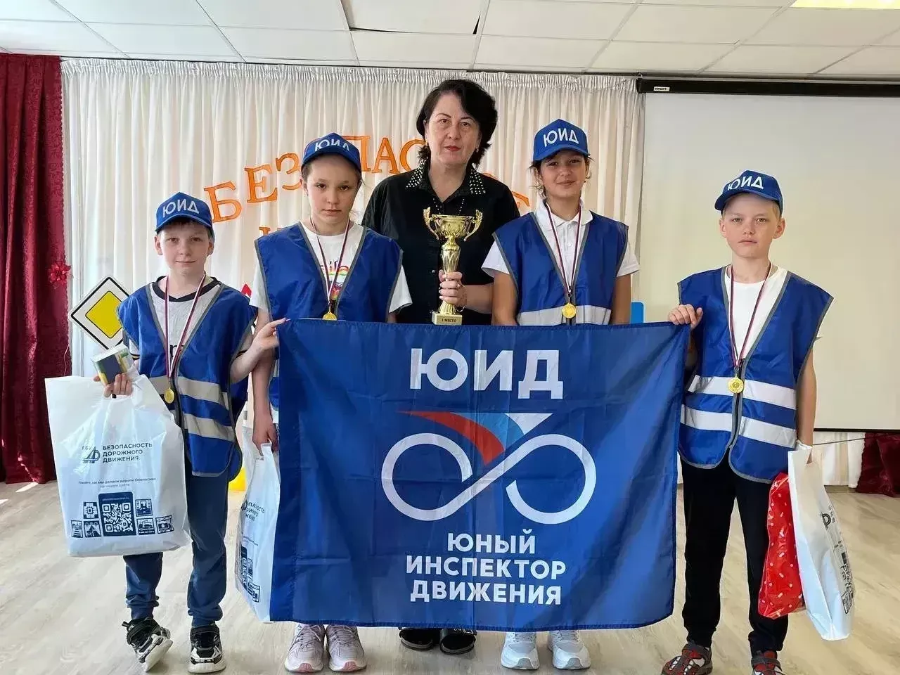 Юл хәрәкәтенең яшь инспекторлары көч сынашты
