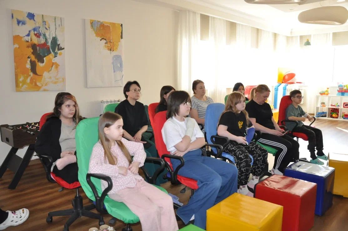 Региональная общественная приёмная провела сеанс сказкотерапии для детей в Семейном доме