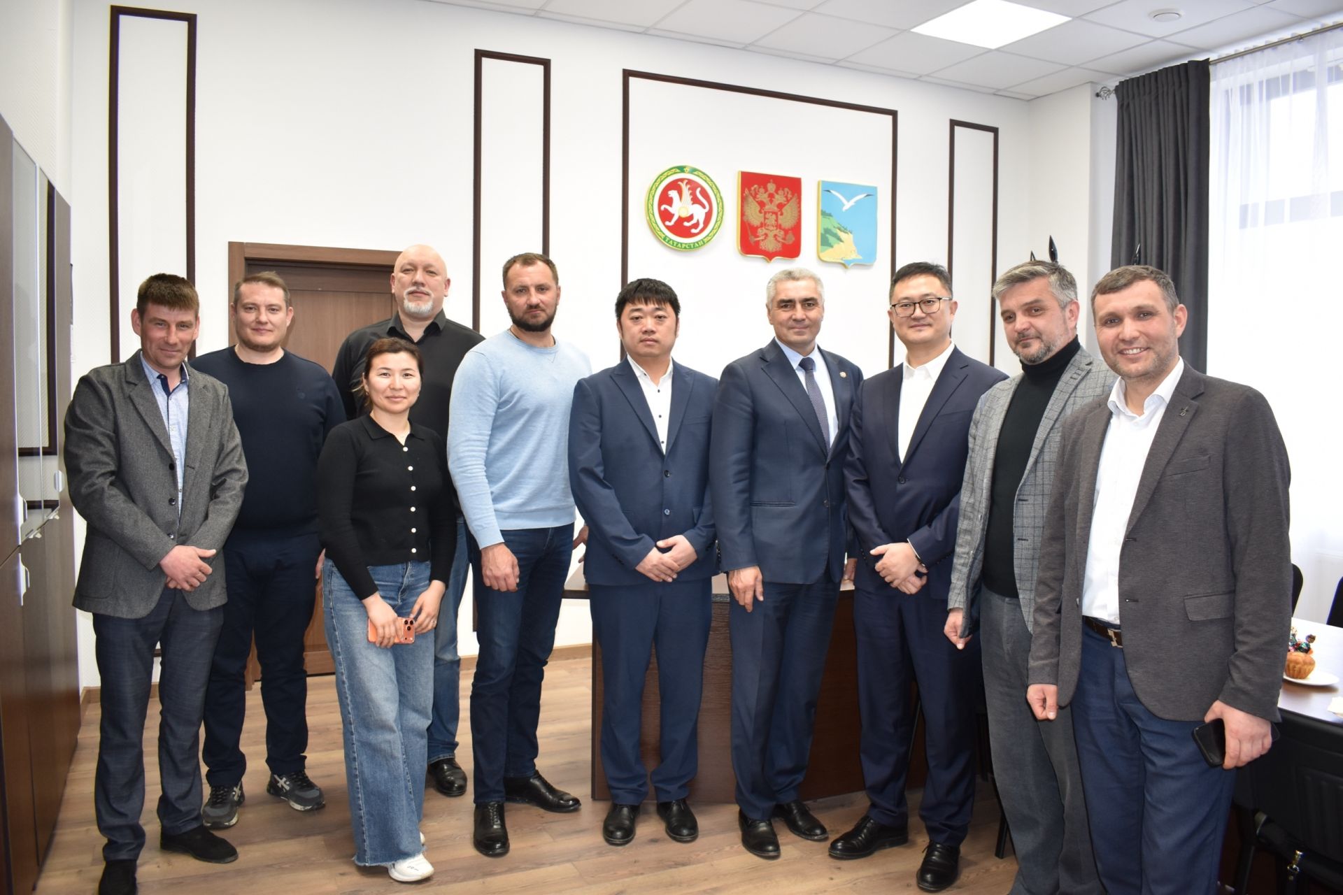 Китайская делегация познакомилась с Камским Устьем